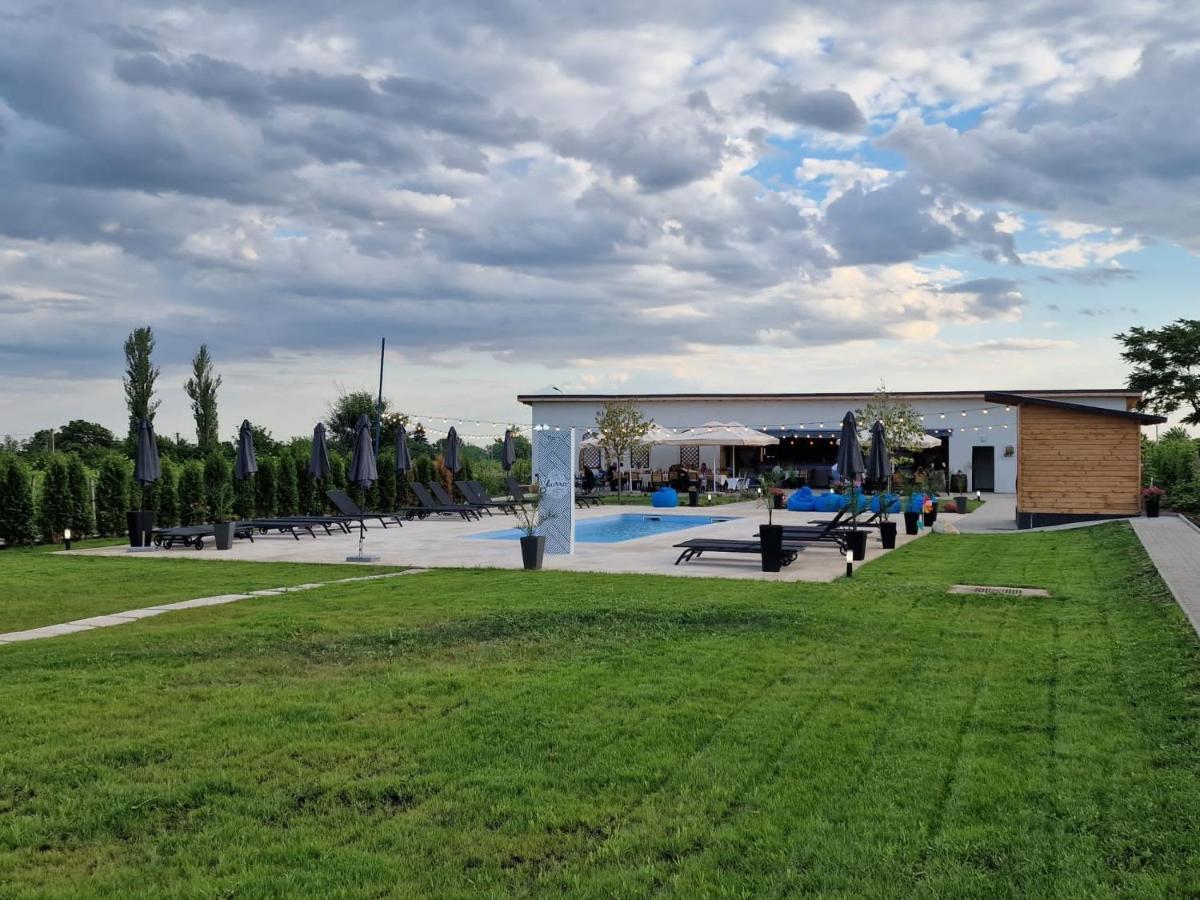 Shurra Merei Kültér fotó